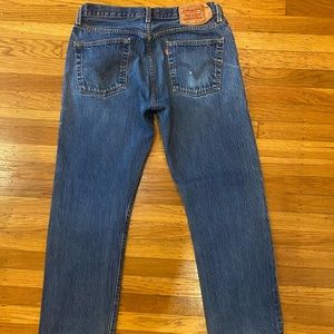 Men’s Ripped Straight Levis